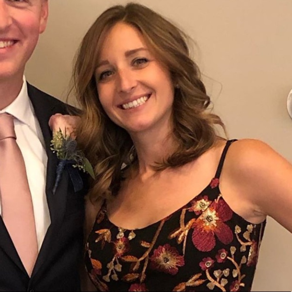 Meet your Posher, Elise